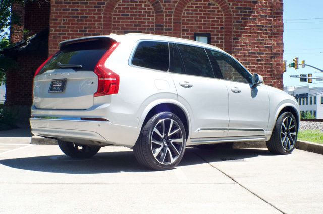 2024 Volvo XC90 B6 Ultimate 7-Seater Bright theme 4WD's photo