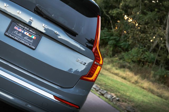 2024 Volvo XC90 MSRP$73410/B6-Ultimate/2RowCaptains/LoungePkg/HeadsUpDisplay - 23081963 - 10