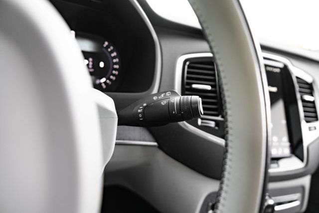 2024 Volvo XC90 MSRP$73410/B6-Ultimate/2RowCaptains/LoungePkg/HeadsUpDisplay - 23081963 - 23