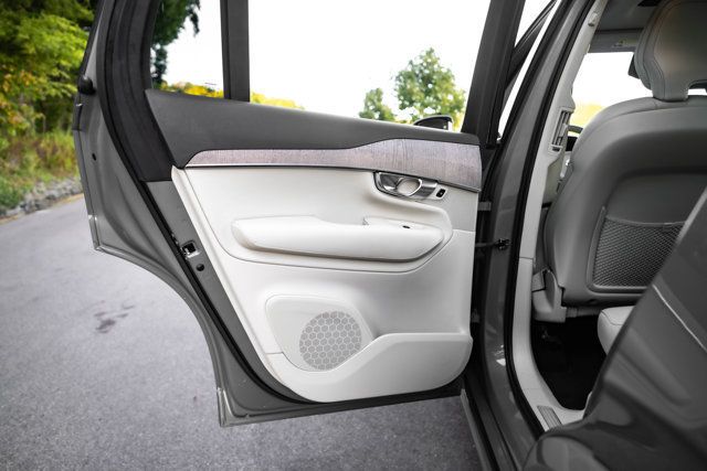 2024 Volvo XC90 MSRP$73410/B6-Ultimate/2RowCaptains/LoungePkg/HeadsUpDisplay - 23081963 - 35