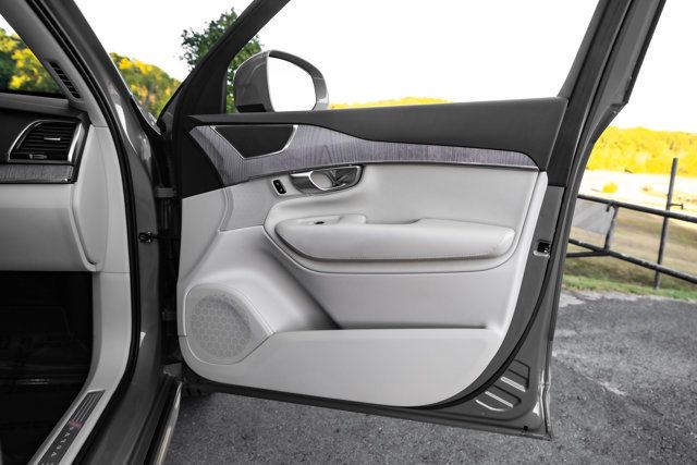 2024 Volvo XC90 MSRP$73410/B6-Ultimate/2RowCaptains/LoungePkg/HeadsUpDisplay - 23081963 - 37