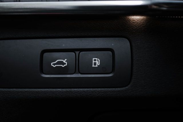 2024 Volvo XC90 Recharge Plug-In Hybrid MSRP$84055/Ultimate/HeadsUpDisplay/HarmanKardonAudio/NAV - 23082248 - 25