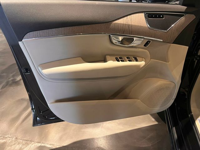 2024 Volvo XC90 Recharge Plug-In Hybrid T8/AWD/BrightTheme/HtdSteerWheel/21"Wheels/AdapCruise/PanoRoof - 23038205 - 13