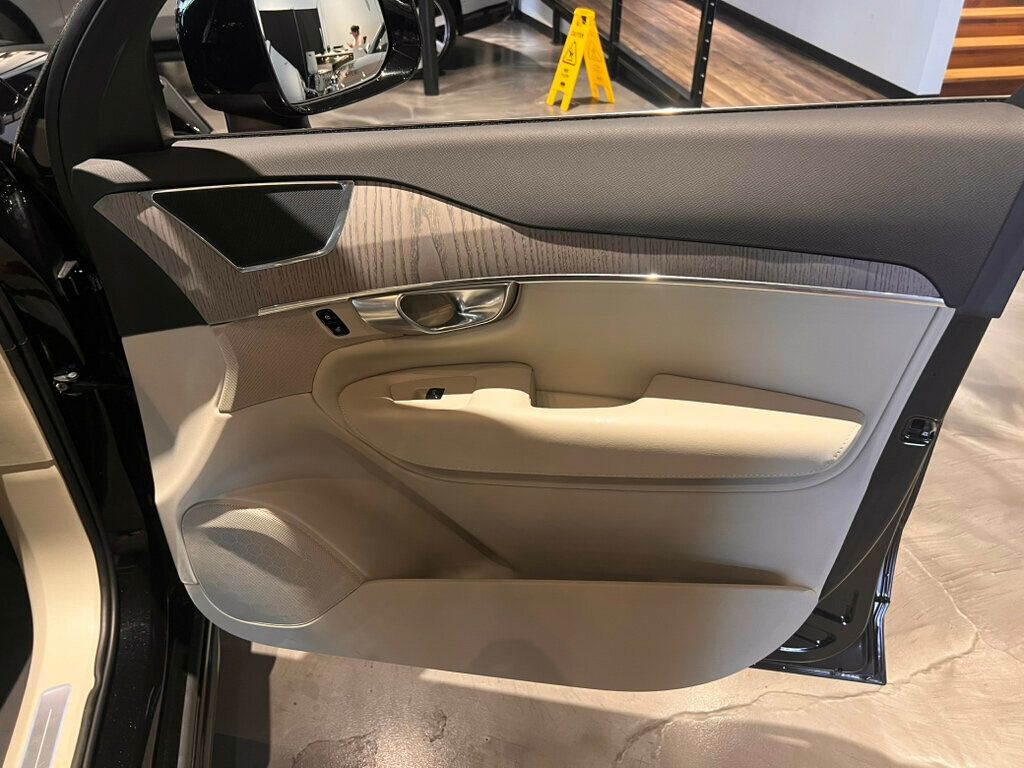 2024 Volvo XC90 Recharge Plug-In Hybrid T8/AWD/BrightTheme/HtdSteerWheel/21"Wheels/AdapCruise/PanoRoof - 23038205 - 29