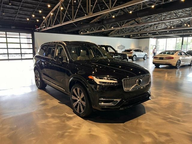 2024 Volvo XC90 Recharge Plug-In Hybrid T8/AWD/BrightTheme/HtdSteerWheel/21"Wheels/AdapCruise/PanoRoof - 23038205 - 6