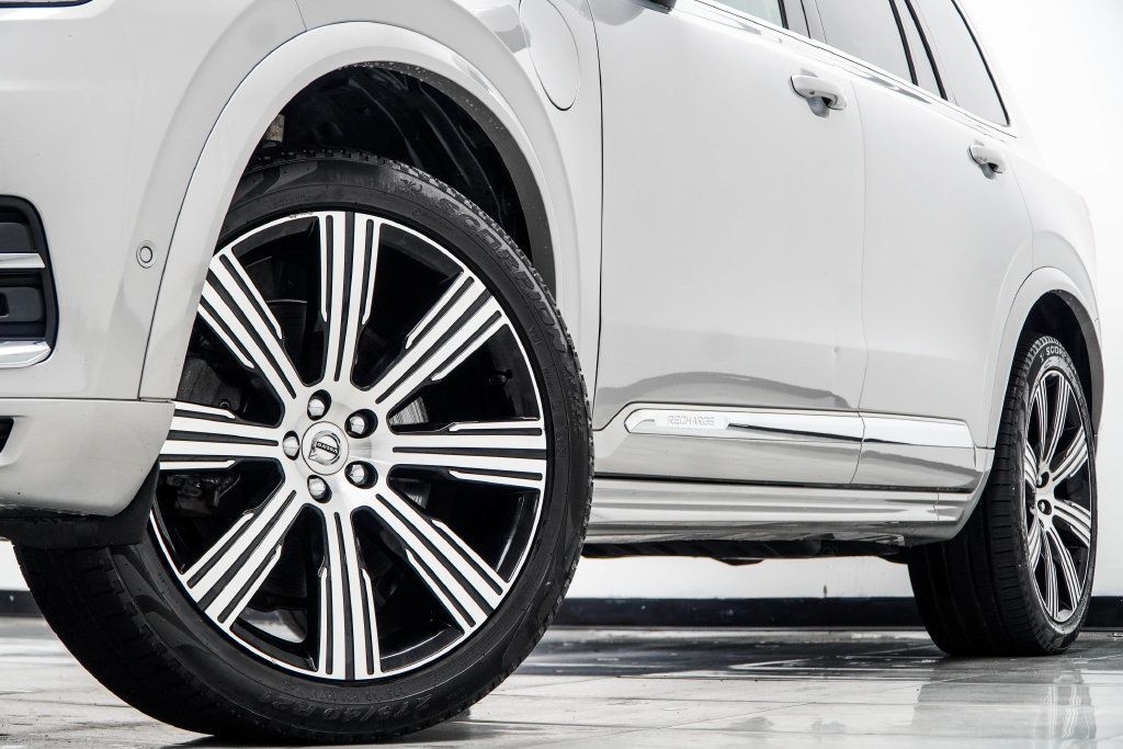 Volvo XC90 photo 3