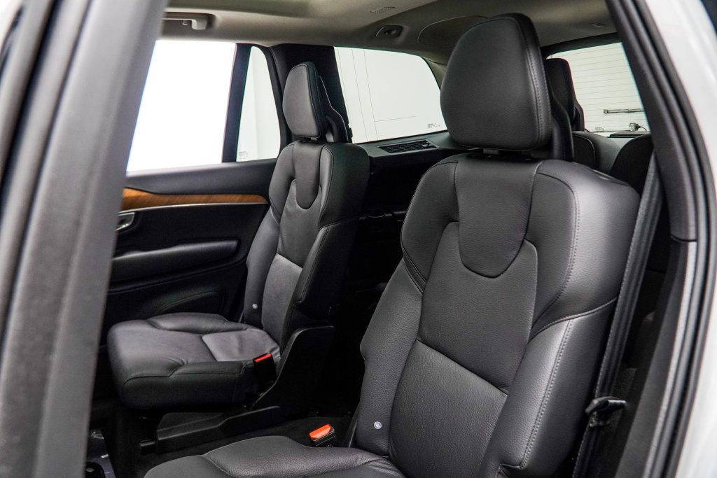 Volvo XC90 photo 42