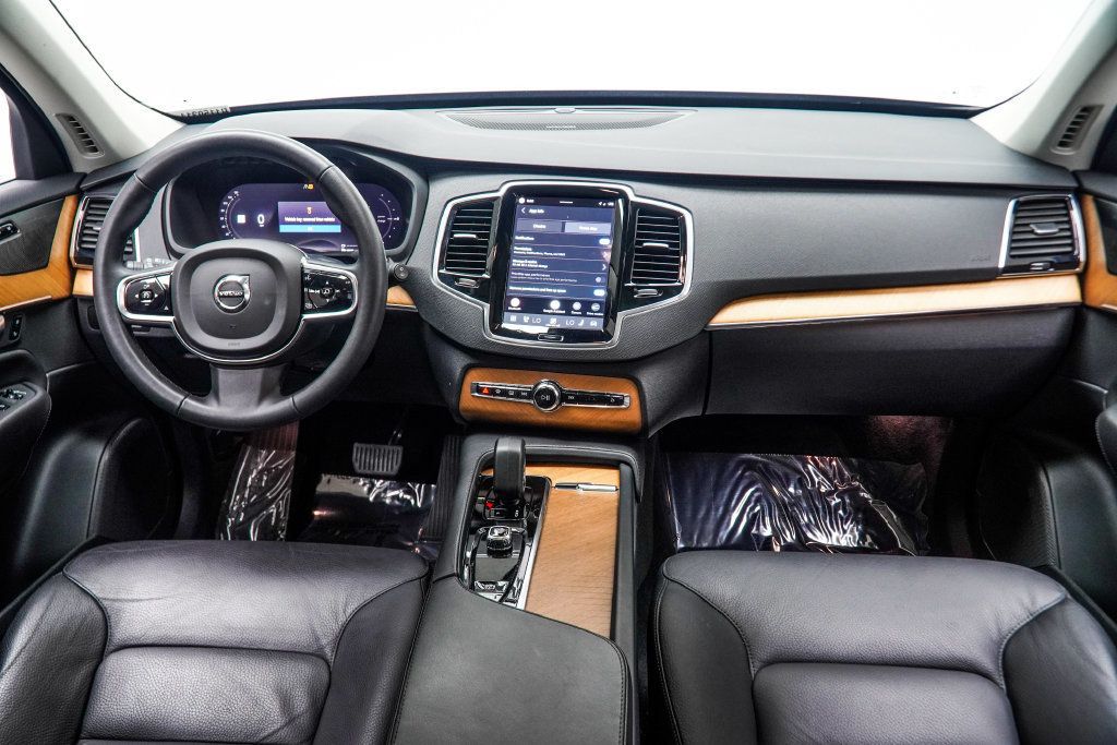 Volvo XC90 photo 5