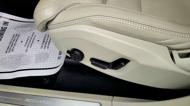 2024 Volvo XC90 Recharge Plug-In Hybrid T8 eAWD PHEV Ultimate Bright Theme 7P - 23090403 - 11