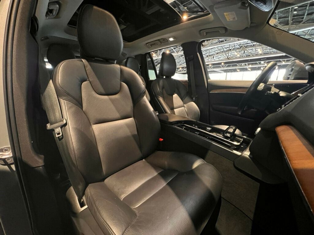 2024 Volvo XC90 Recharge Plug-In Hybrid T8/Recharge/HtdSeats/PanoRoof/AdapCruise/HtdSteerWheel/360Cam - 23002331 - 23
