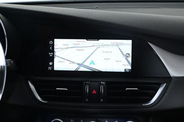 2025 Alfa Romeo Giulia Base - 23002262 - 12