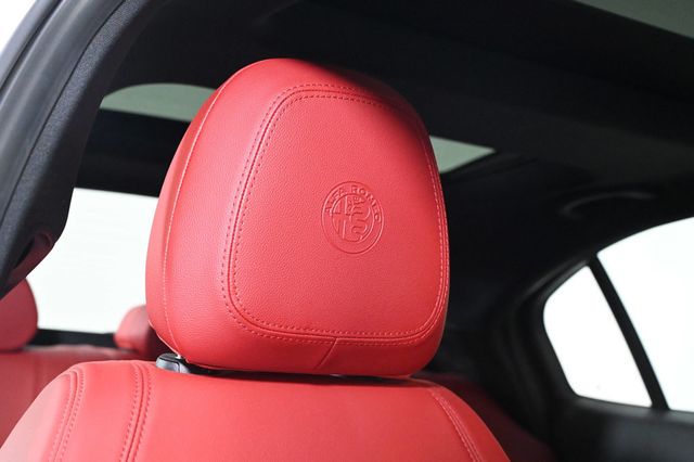 2025 Alfa Romeo Giulia Base - 23002262 - 21