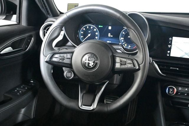 2025 Alfa Romeo Giulia Base - 23036322 - 9