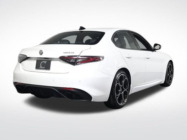 2025 Alfa Romeo Giulia Base - 23036322 - 4