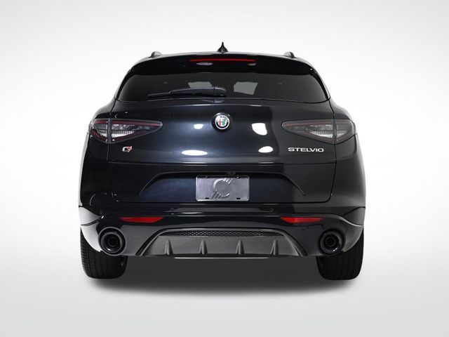 2025 Alfa Romeo Stelvio  - 22998388 - 3
