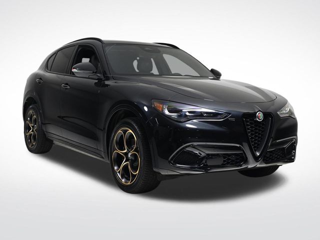2025 Alfa Romeo Stelvio Base - 22998388 - 6
