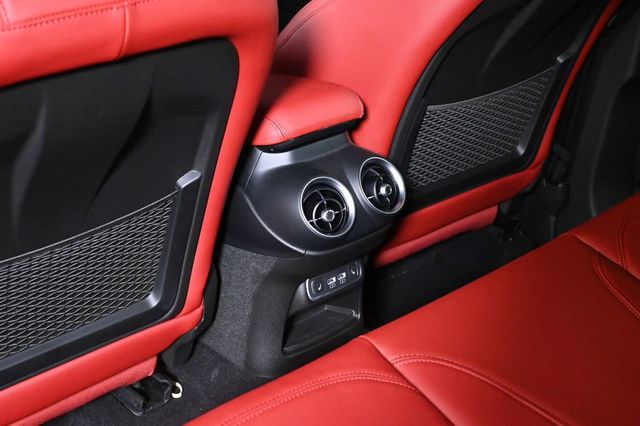 2025 Alfa Romeo Stelvio Base - 23026375 - 17