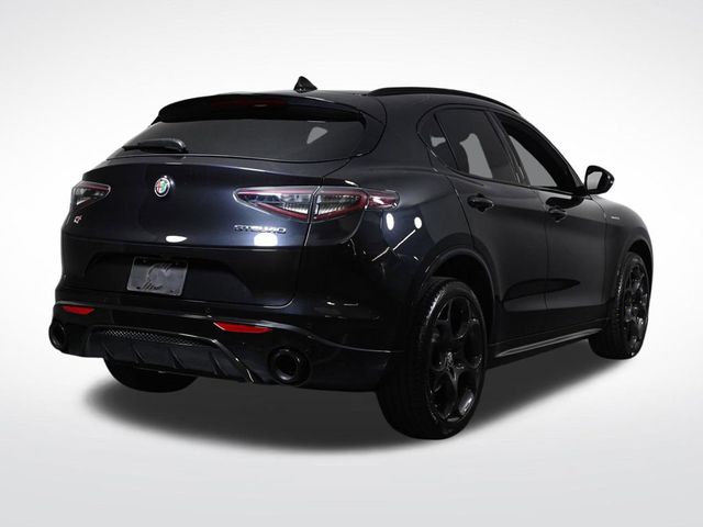 2025 Alfa Romeo Stelvio Base - 23026375 - 4