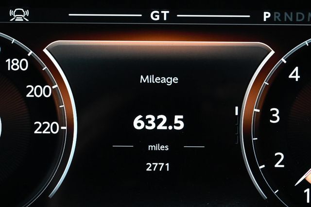 2025 Aston Martin DBX 707 - 22966426 - 11