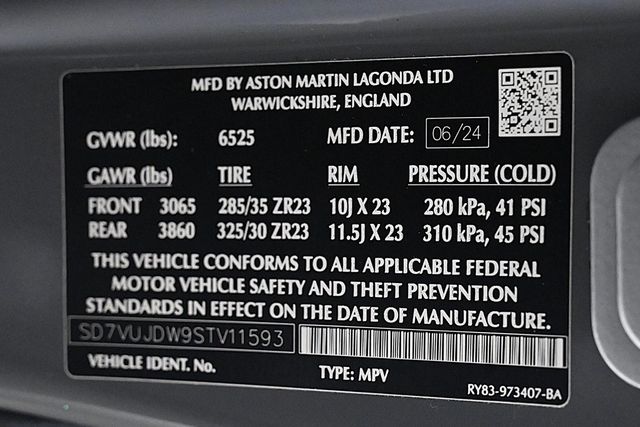 2025 Aston Martin DBX 707 - 22966426 - 29