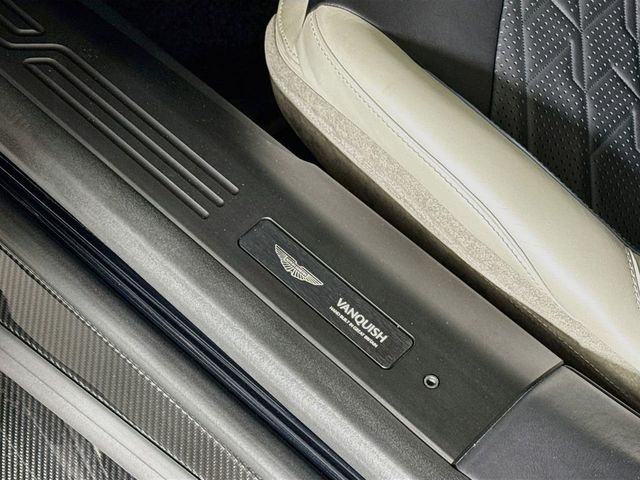 2025 Aston Martin Vanquish V12 - 23072520 - 19