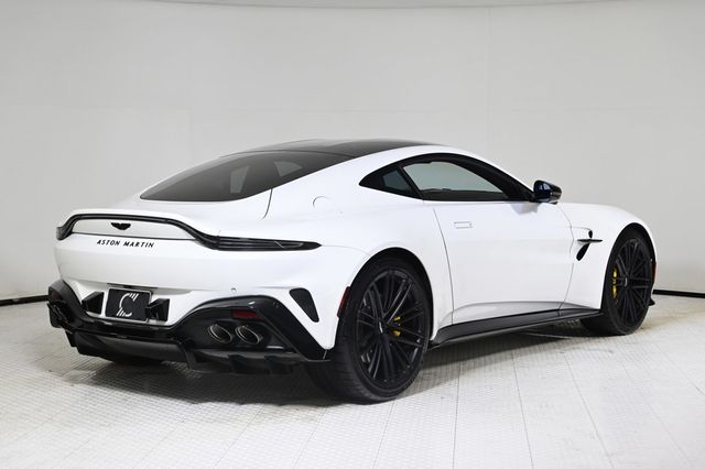 2025 Aston Martin Vantage Coupe - 22975138 - 16
