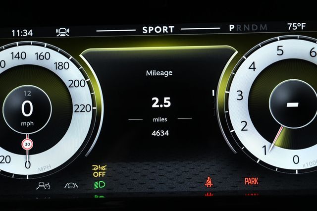 2025 Aston Martin Vantage Coupe - 22975162 - 5