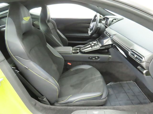 2025 Aston Martin Vantage Coupe - 22721603 - 19