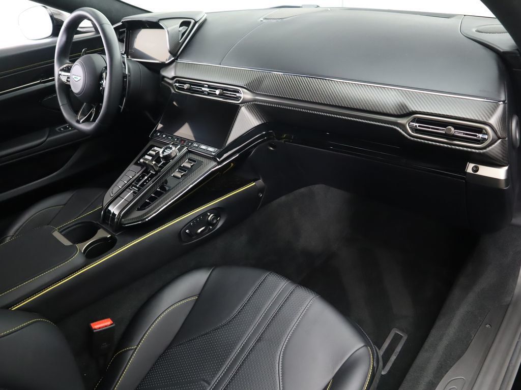 2025 Aston Martin Vantage AM6 photo 18