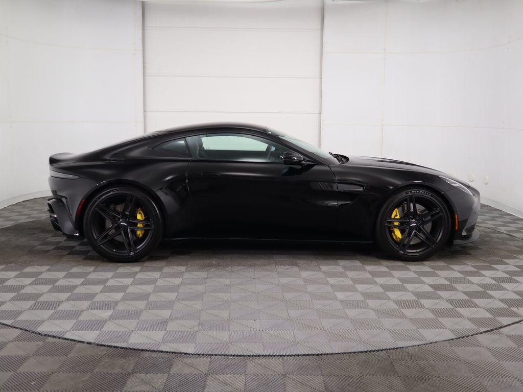 2025 Aston Martin Vantage AM6 photo 4
