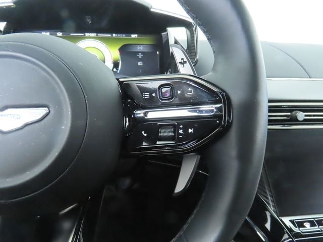 2025 Aston Martin Vantage Coupe - 22951526 - 11