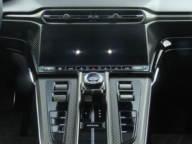 2025 Aston Martin Vantage Coupe - 22951526 - 13