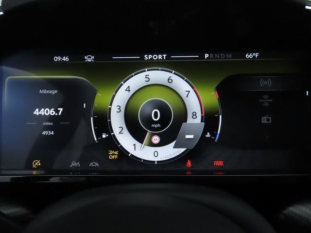 2025 Aston Martin Vantage Coupe - 22951526 - 30