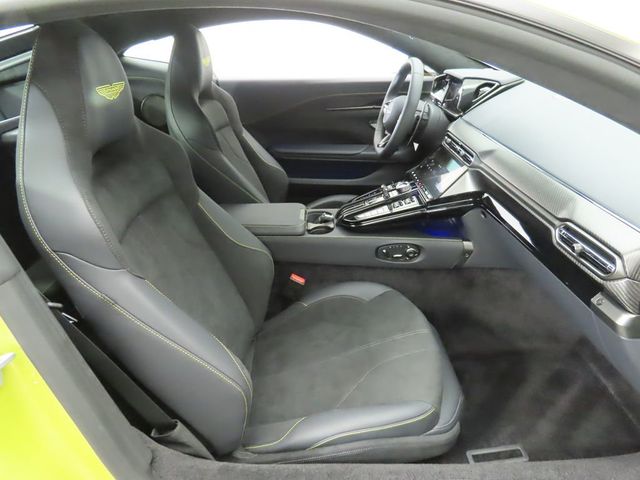 2025 Aston Martin Vantage Coupe - 22966347 - 18