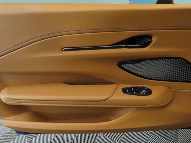 2025 Aston Martin Vantage Coupe - 22982466 - 22