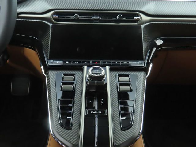 2025 Aston Martin Vantage Coupe - 22984351 - 14