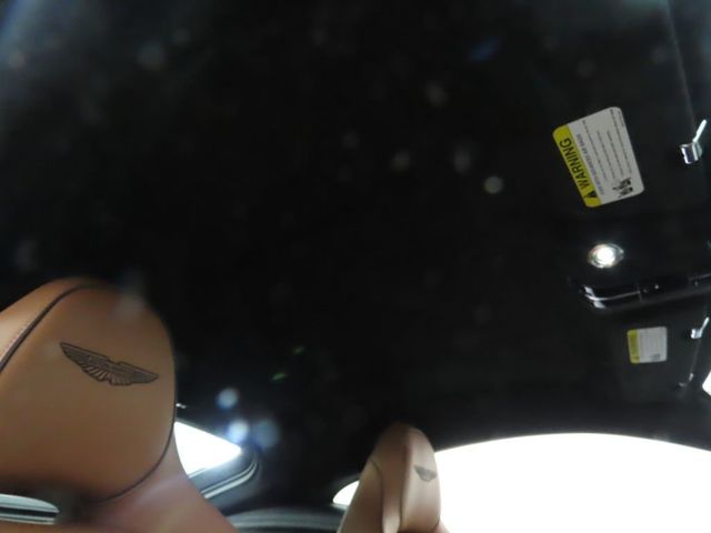 2025 Aston Martin Vantage Coupe - 22984351 - 19