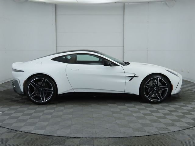 2025 Aston Martin Vantage Coupe - 22984351 - 3