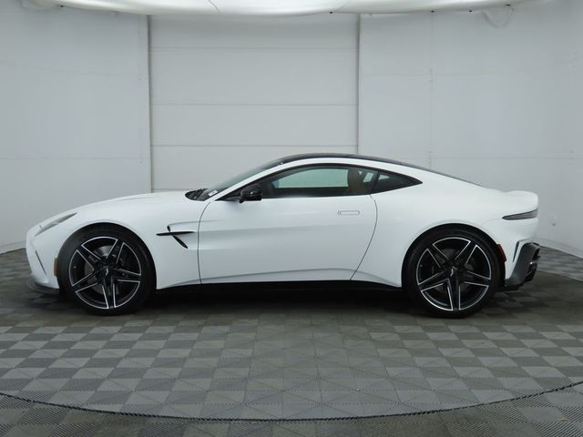 2025 Aston Martin Vantage Coupe - 22984351 - 7
