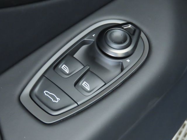 2025 Aston Martin Vantage Coupe - 23008719 - 20