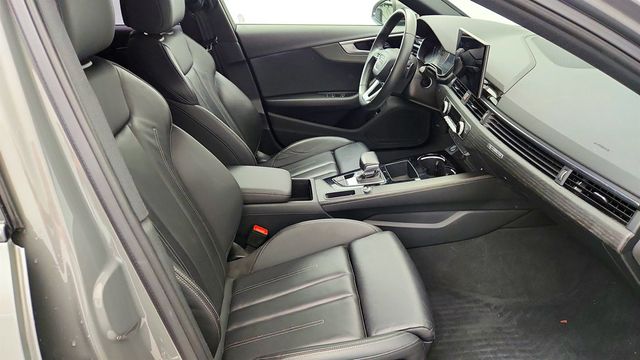 2025 Audi A4 Sedan S line Premium 45 TFSI quattro w/ Convenience Package - 23026889 - 23