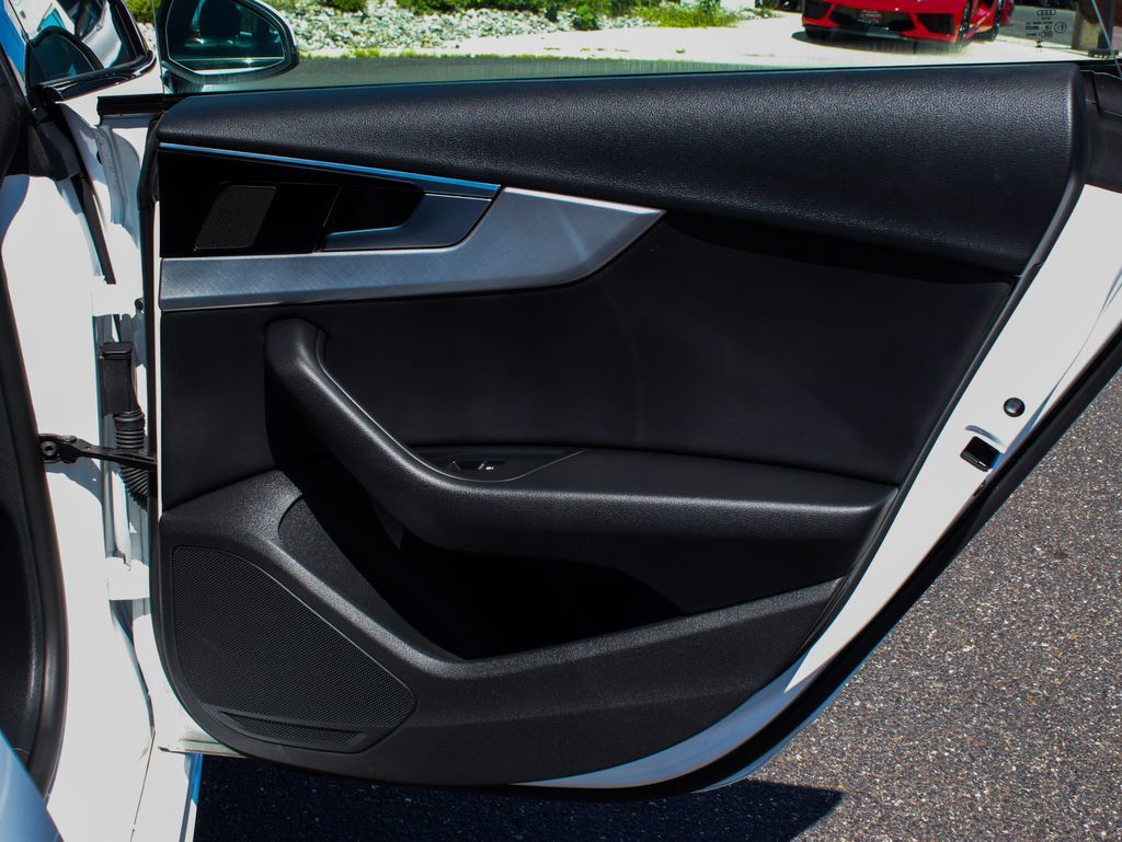 Audi A5 photo 12