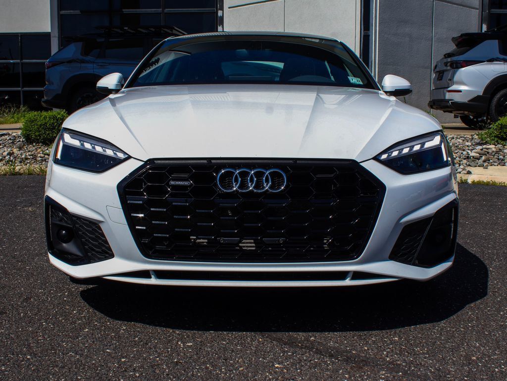Audi A5 photo 2