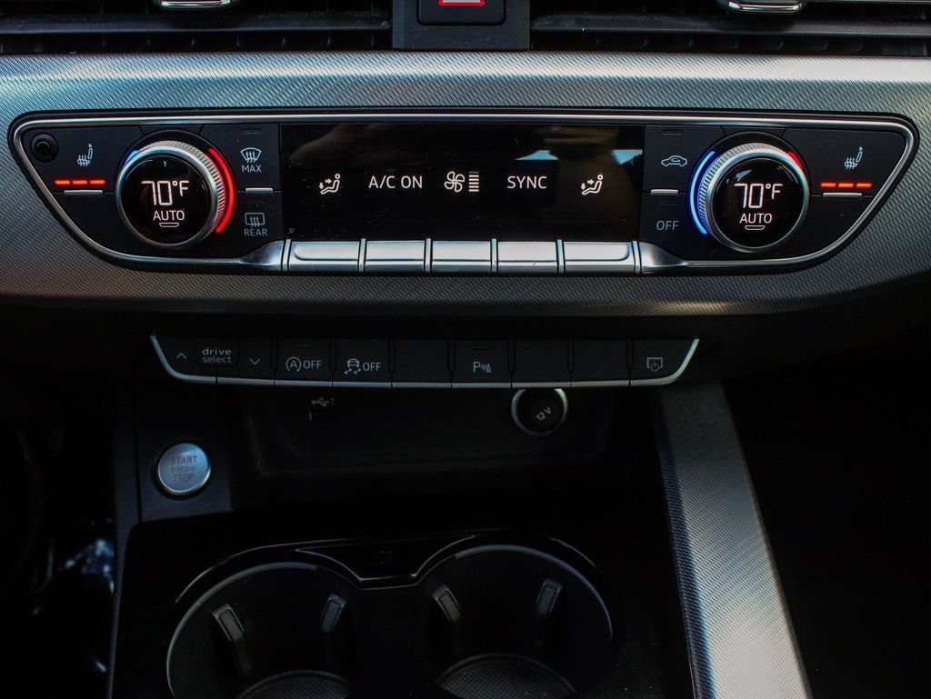 Audi A5 photo 21