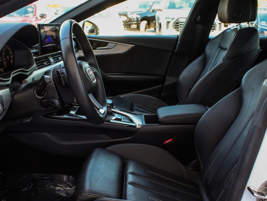Audi A5 photo 30