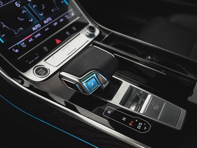 2025 Audi A8 L 55 - 23027238 - 33