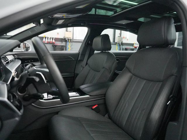 2025 Audi A8 L 55 TFSI quattro - 23077116 - 30