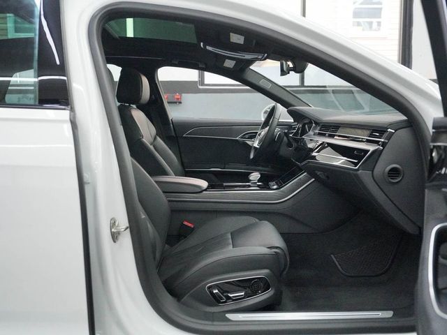 2025 Audi A8 L 55 TFSI quattro - 23077116 - 37