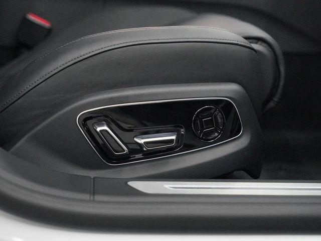 2025 Audi A8 L 55 TFSI quattro - 23077116 - 40