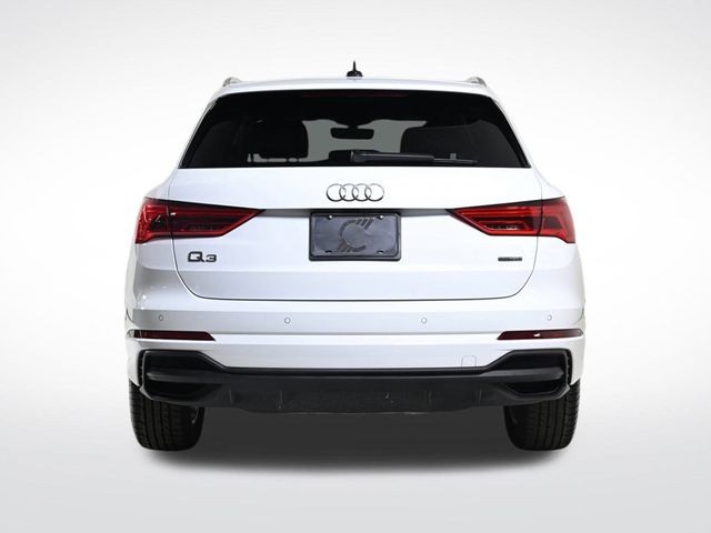 2025 Audi Q3 Premium - 22949558 - 3
